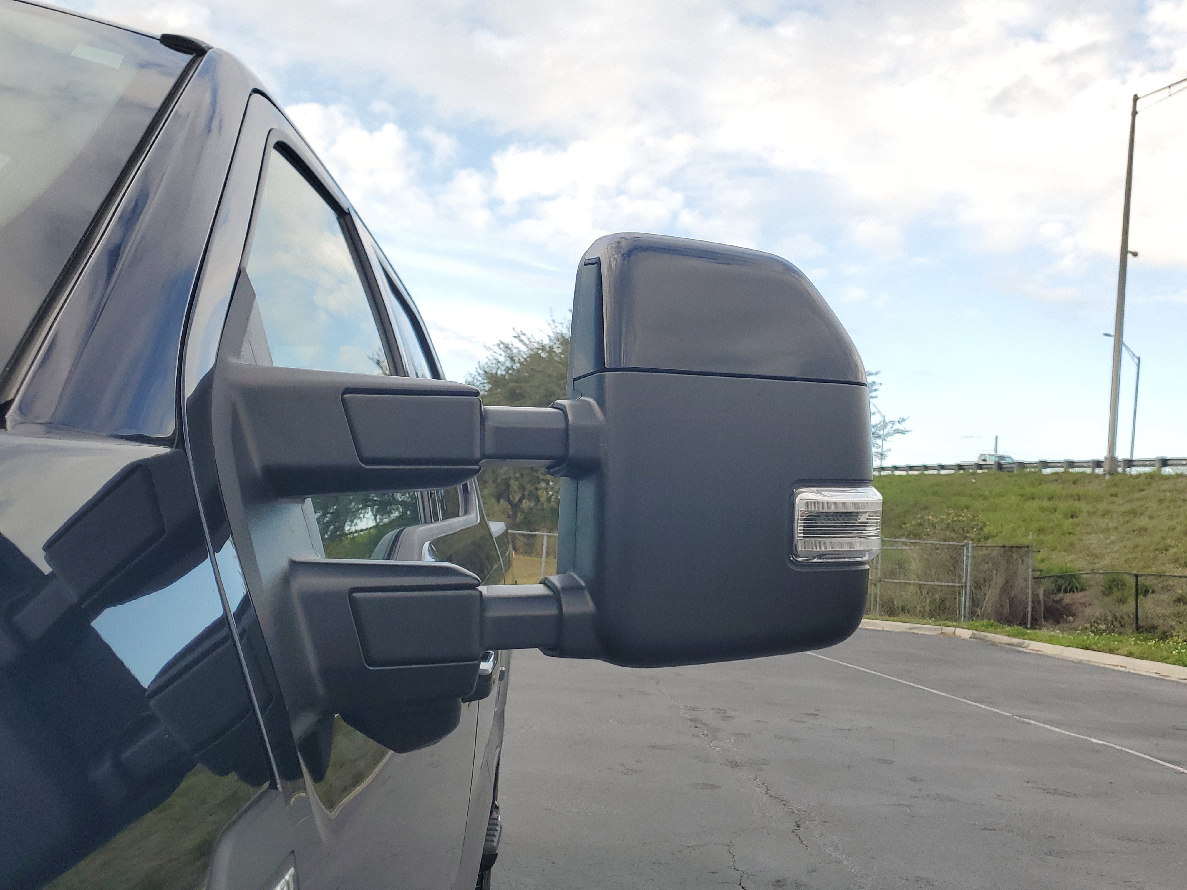 Used 2024 Ford F250 Lariat w/ Lariat Ultimate Package image 4