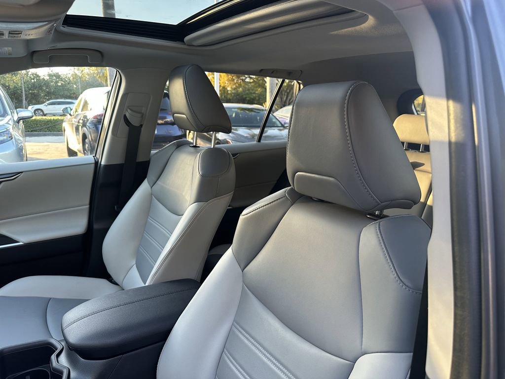 Used 2024 Toyota RAV4 XLE Premium image 17