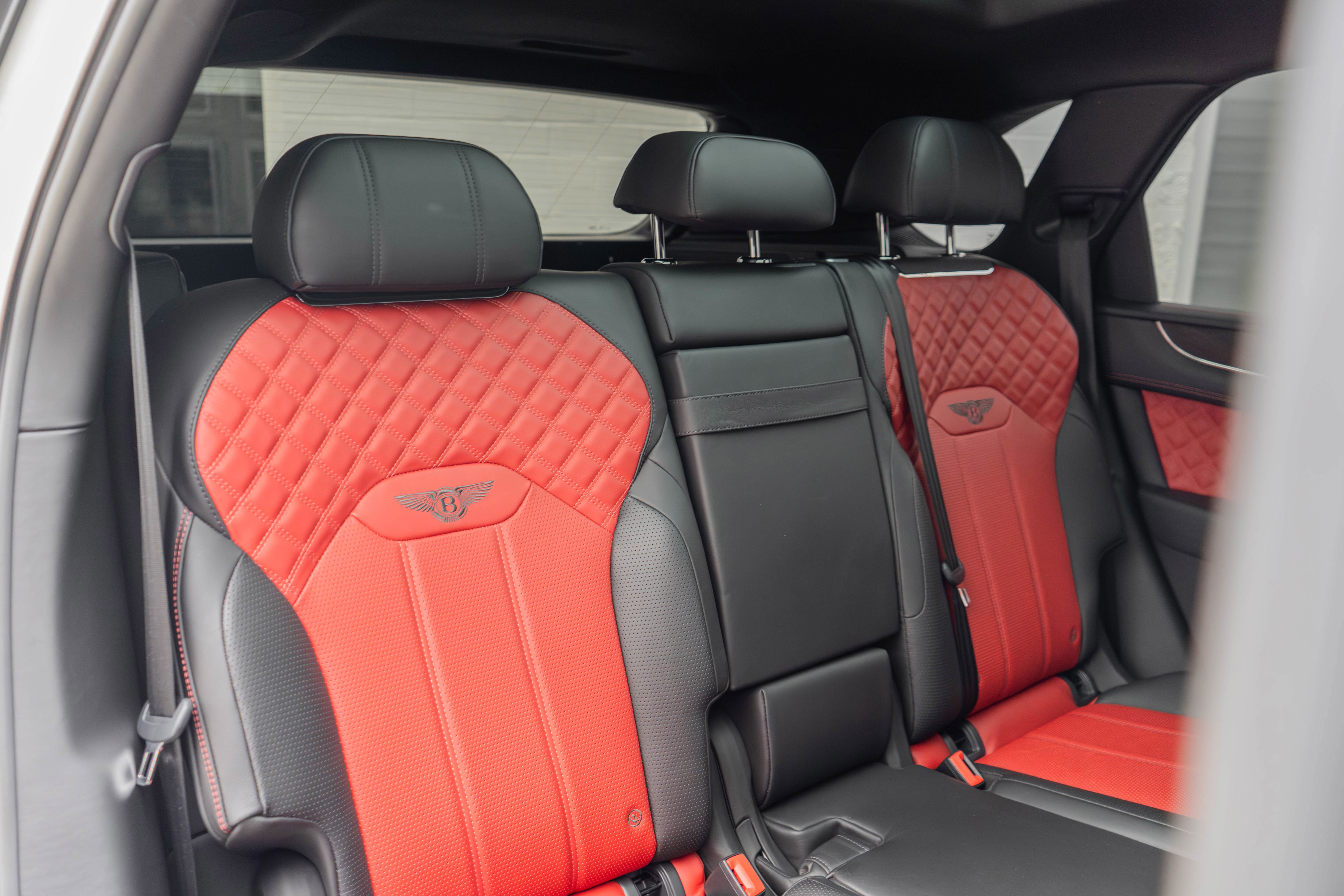 Used 2021 Bentley Bentayga Speed image 31