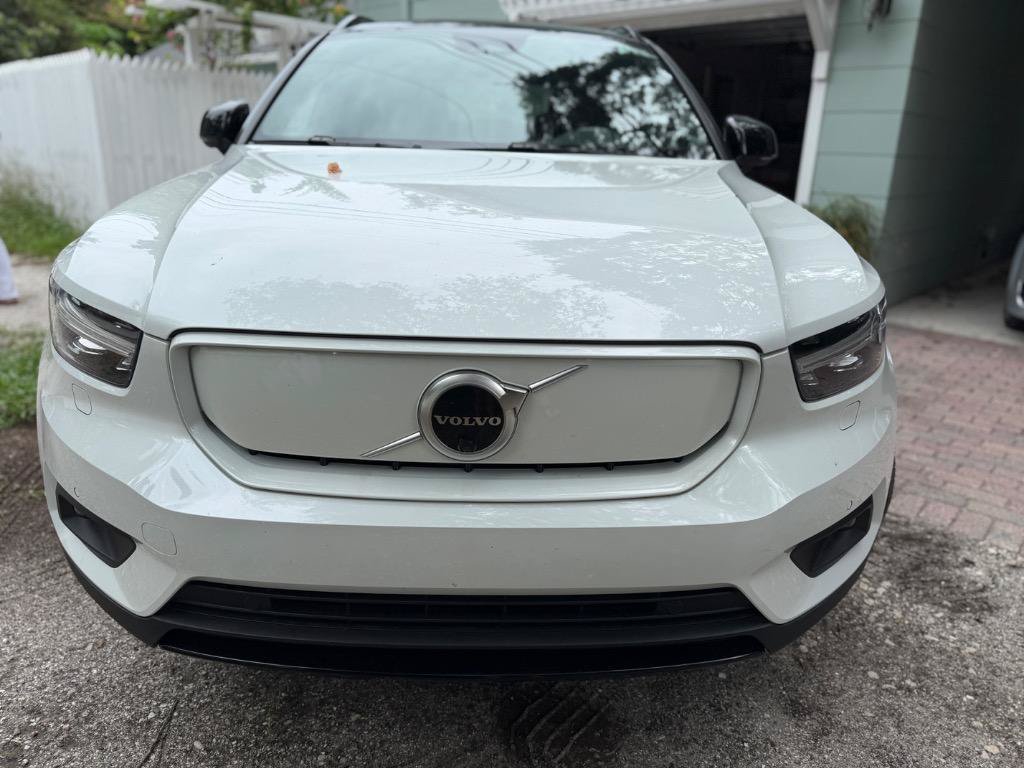 Used 2022 Volvo XC40 P8 Recharge Ultimate AWD/4WD image 3
