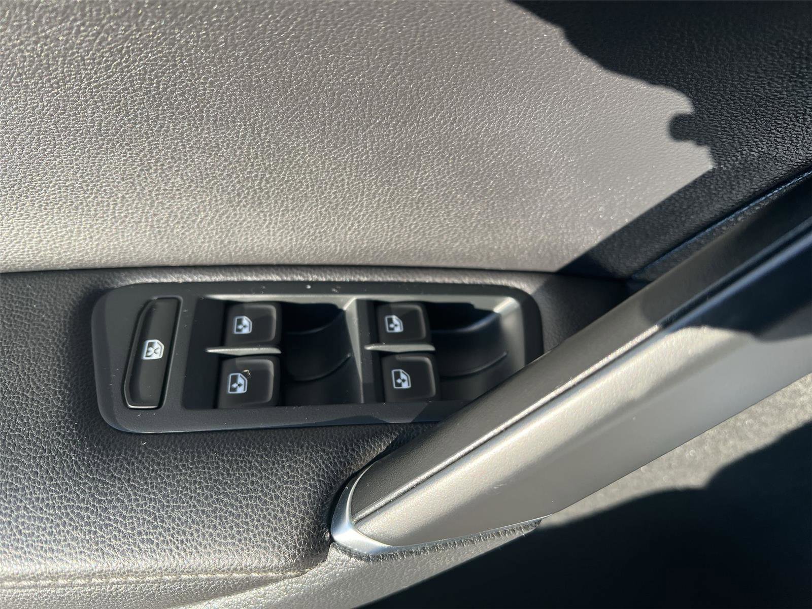 Used 2017 Volkswagen Golf Alltrack SE image 12