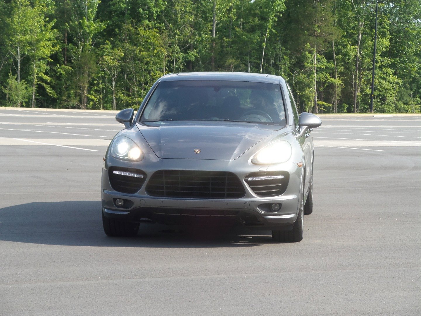 Used 2013 Porsche Cayenne GTS image 16