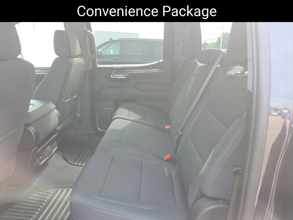 Used 2024 Chevrolet Silverado 1500 LT AWD/4WD image 12