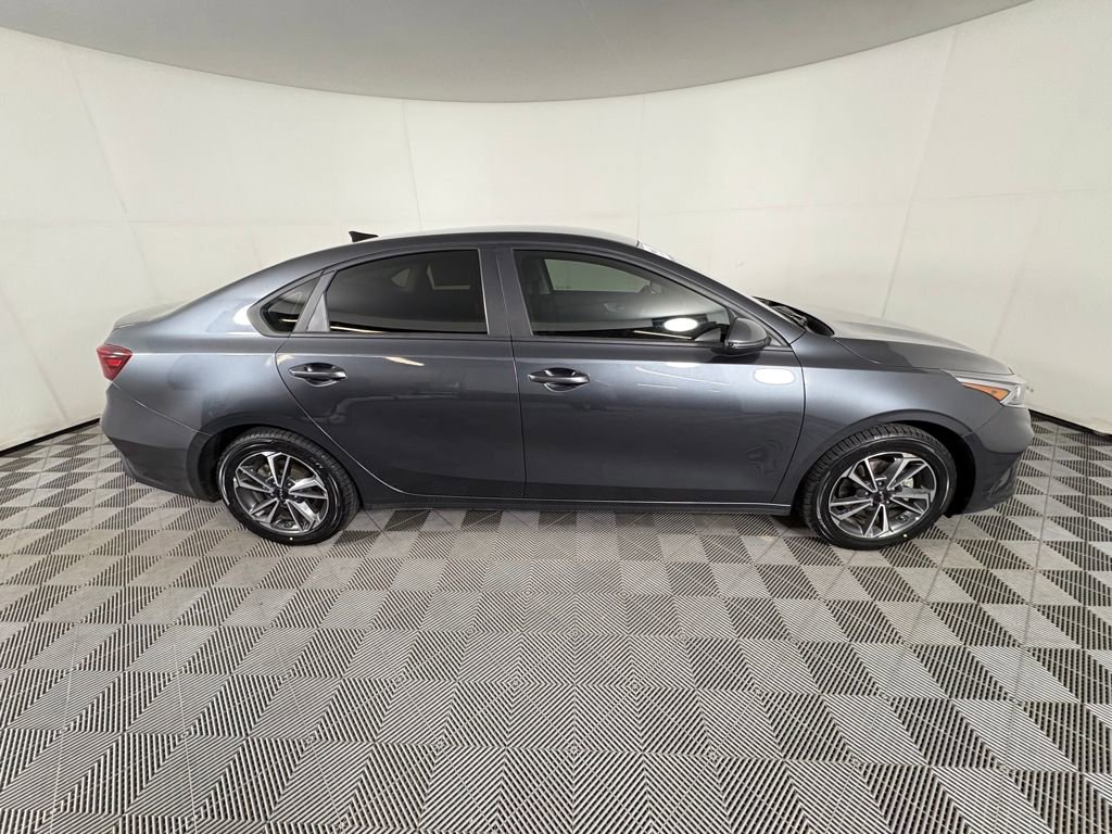 Used 2023 Kia Forte LXS w/ LXS Technology Package image 8