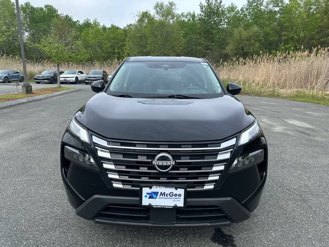 Used 2024 Nissan Rogue SV AWD/4WD image 8
