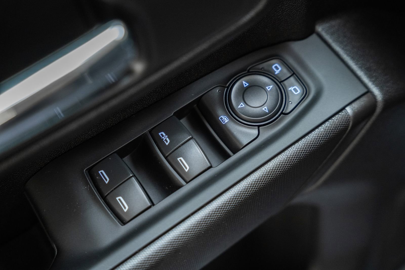 Used 2024 Chevrolet Silverado 2500 Custom image 45