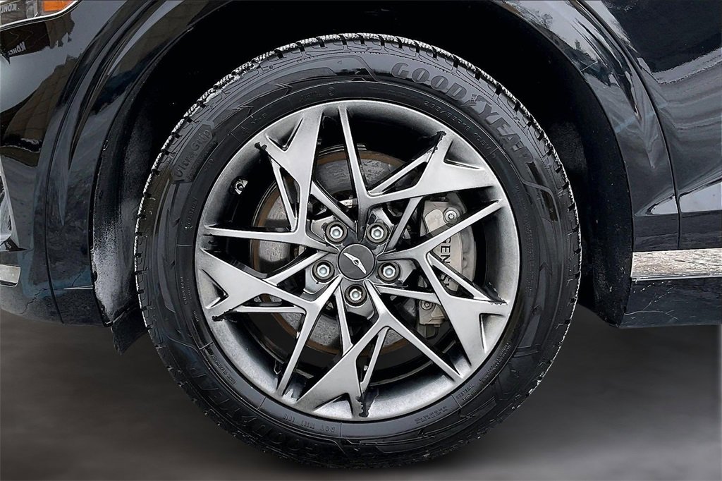 Used 2023 Genesis GV70 2.5T Select w/ Select Package image 32