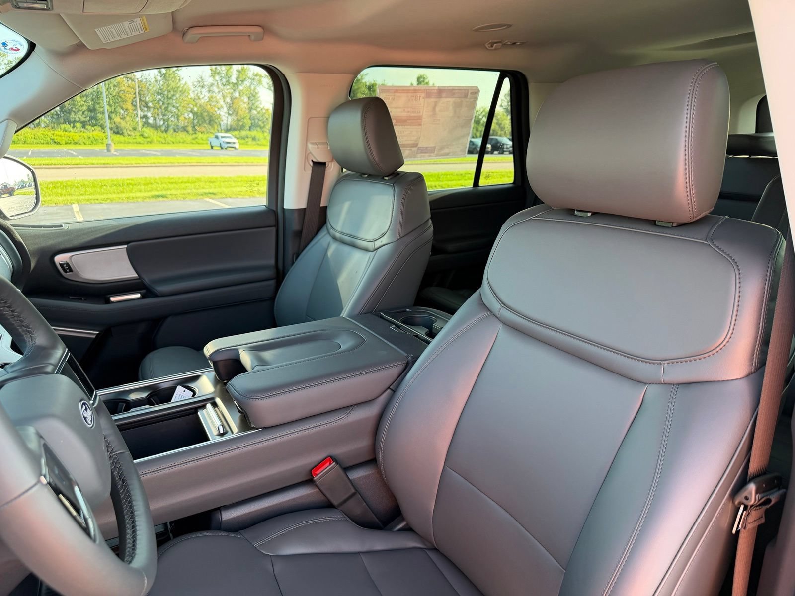 New 2027 Ford Expedition Active AWD/4WD image 12
