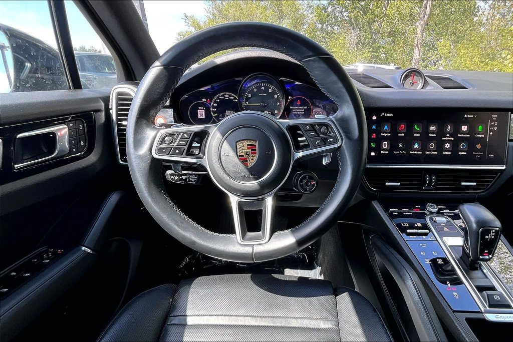 Used 2022 Porsche Cayenne Platinum Edition AWD/4WD image 7