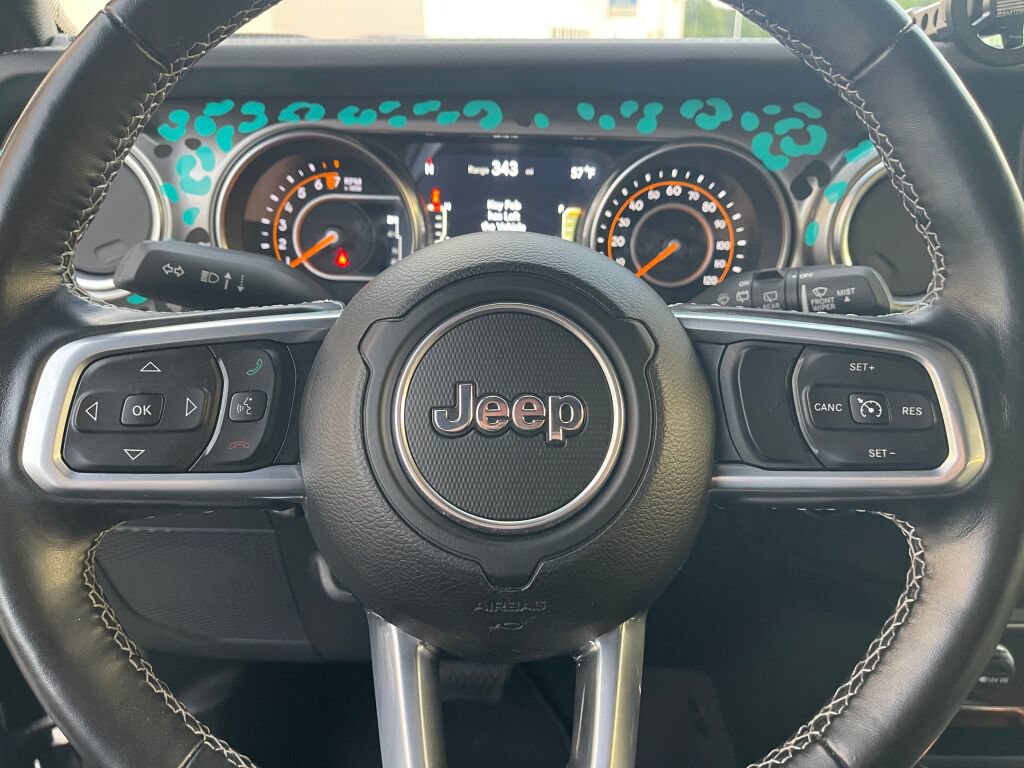 Used 2021 Jeep Wrangler Unlimited Sahara AWD/4WD image 17