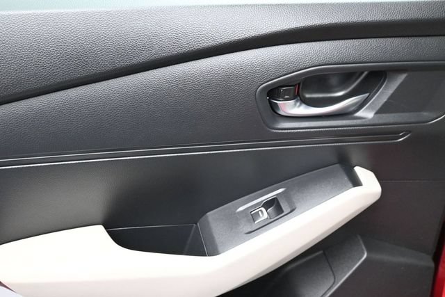 Used 2023 Honda Accord EX image 10