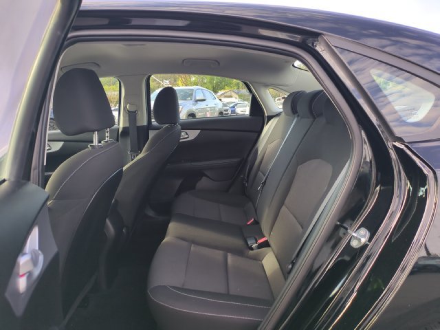 Certified 2023 Kia Forte LXS FWD image 28