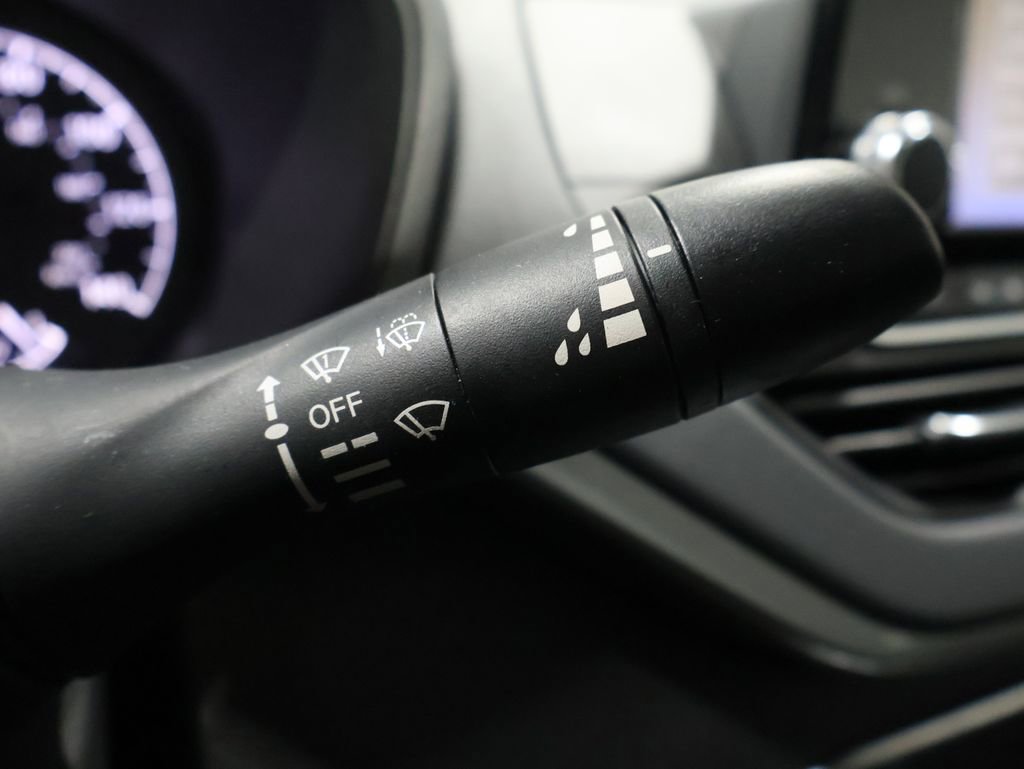 Used 2024 Nissan Altima 2.5 S image 38