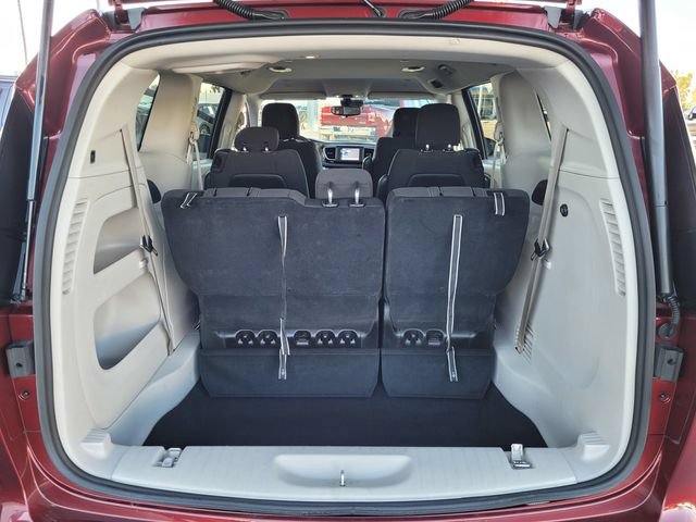 Certified 2023 Chrysler Voyager LX FWD image 19