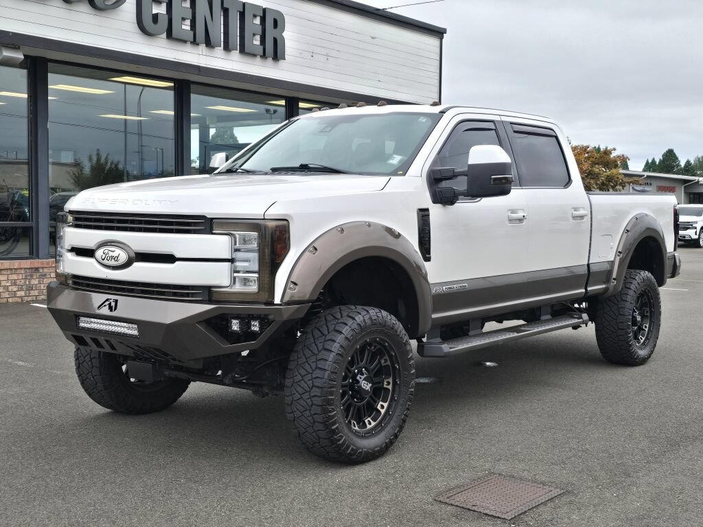 Used 2017 Ford F350 King Ranch w/ King Ranch Ultimate Package AWD/4WD image 2