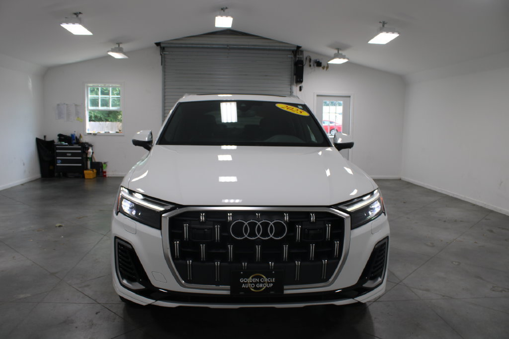 Used 2025 Audi Q7 3.0T Premium Plus AWD/4WD image 3