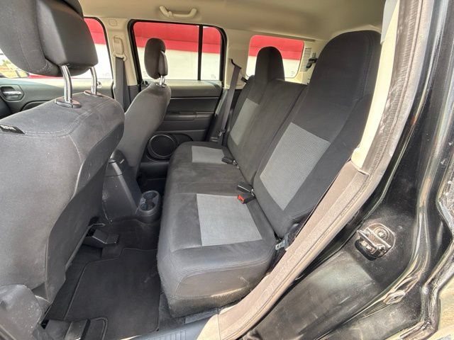 Used 2017 Jeep Patriot Sport w/ Power Value Group FWD image 16