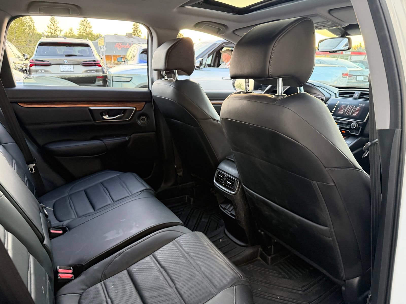 Used 2020 Honda CR-V Touring image 18