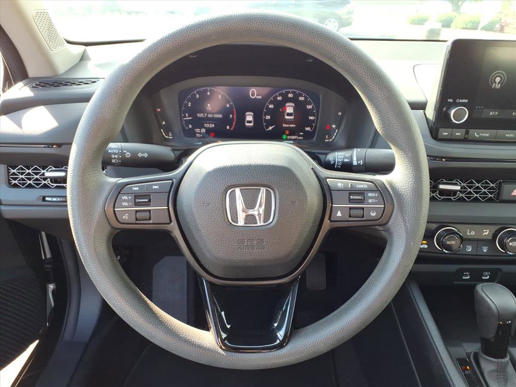 Used 2023 Honda Accord EX image 19