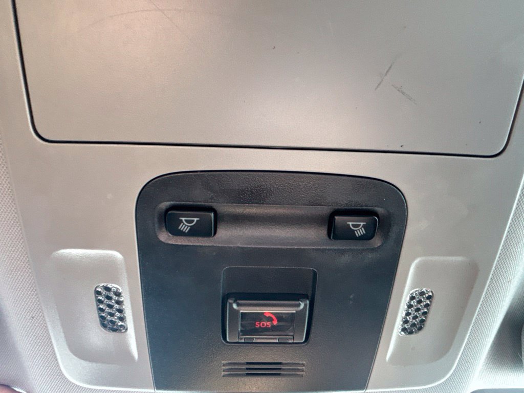 Used 2021 Toyota Camry SE FWD image 17