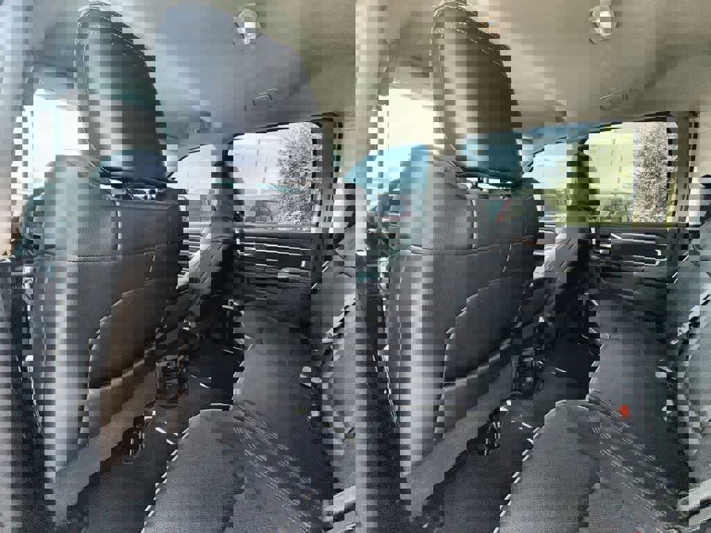 Used 2024 RAM 2500 Laramie image 12