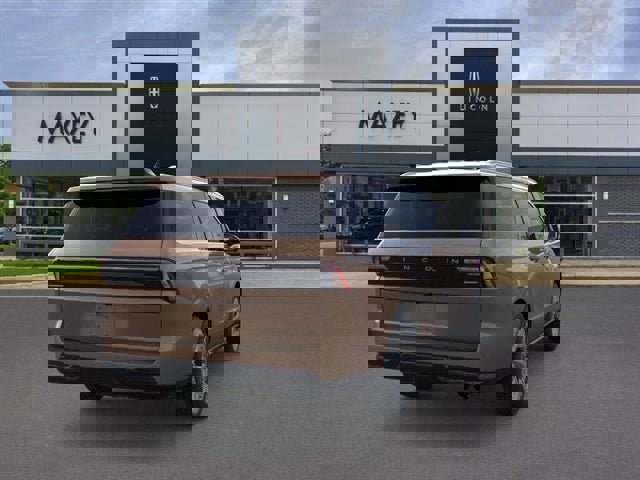 New 2026 Lincoln Navigator L Black Label AWD/4WD image 31