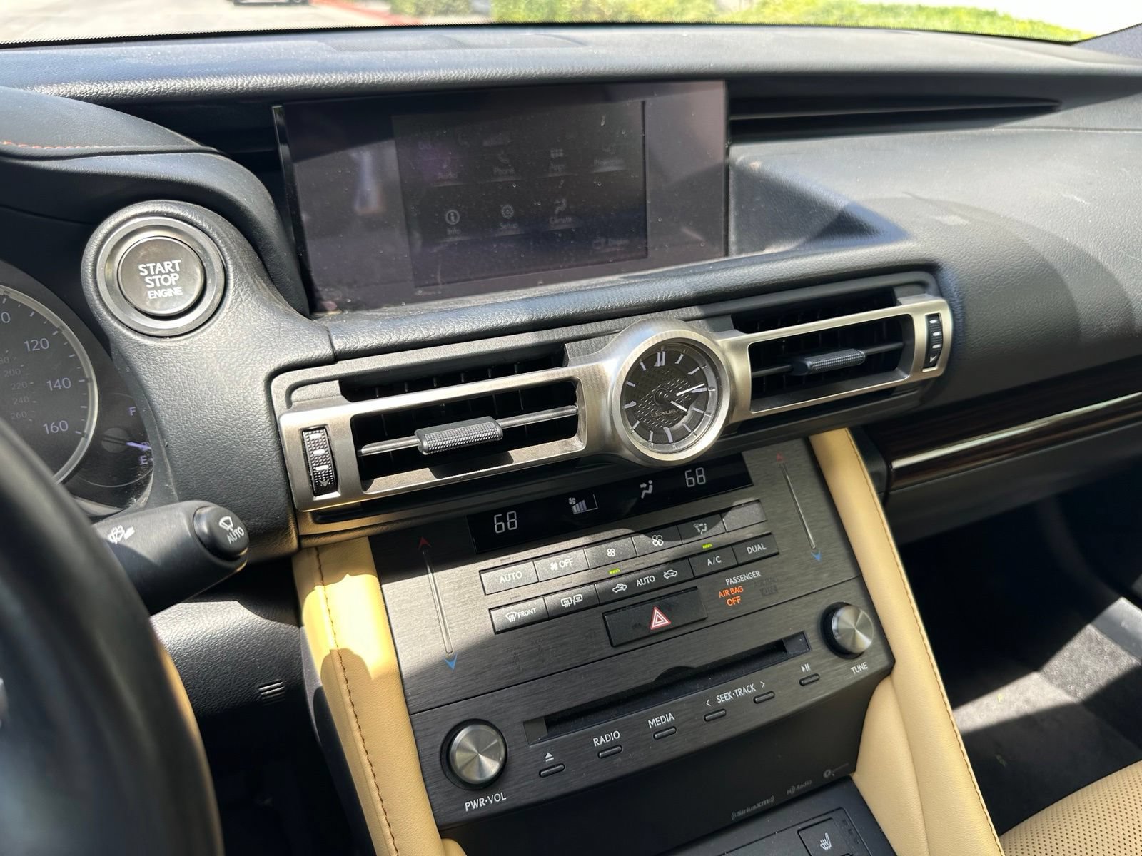 Used 2019 Lexus RC 350 w/ Premium Package RWD image 4