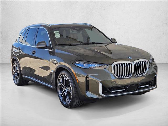 New 2026 BMW X5 xDrive50e w/ Climate Comfort Package AWD/4WD image 3
