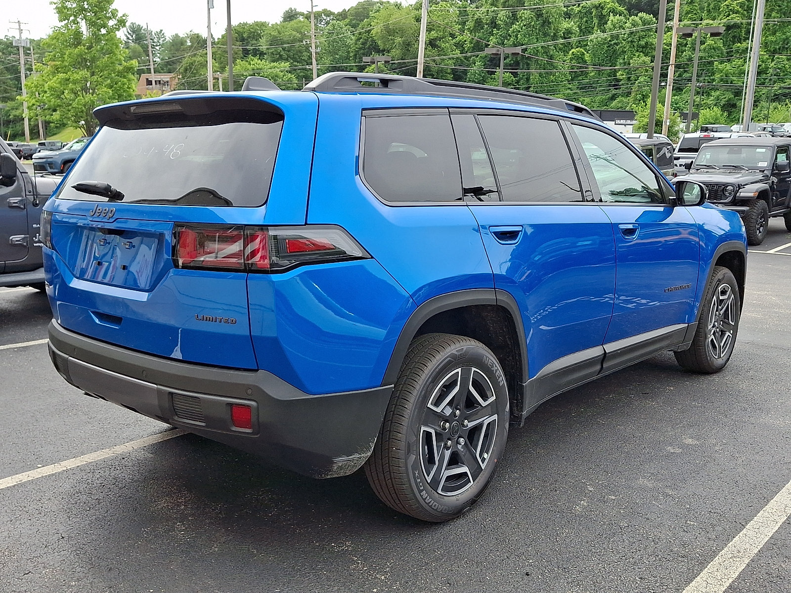 New 2026 Jeep Cherokee Limited AWD/4WD image 3