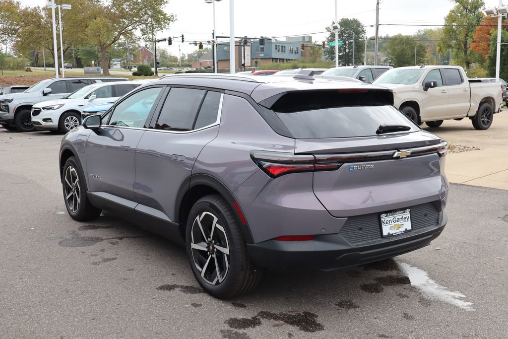 New 2026 Chevrolet Equinox EV LT image 29