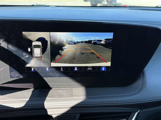 New 2024 Buick Encore GX Avenir w/ Avenir Technology Package image 16
