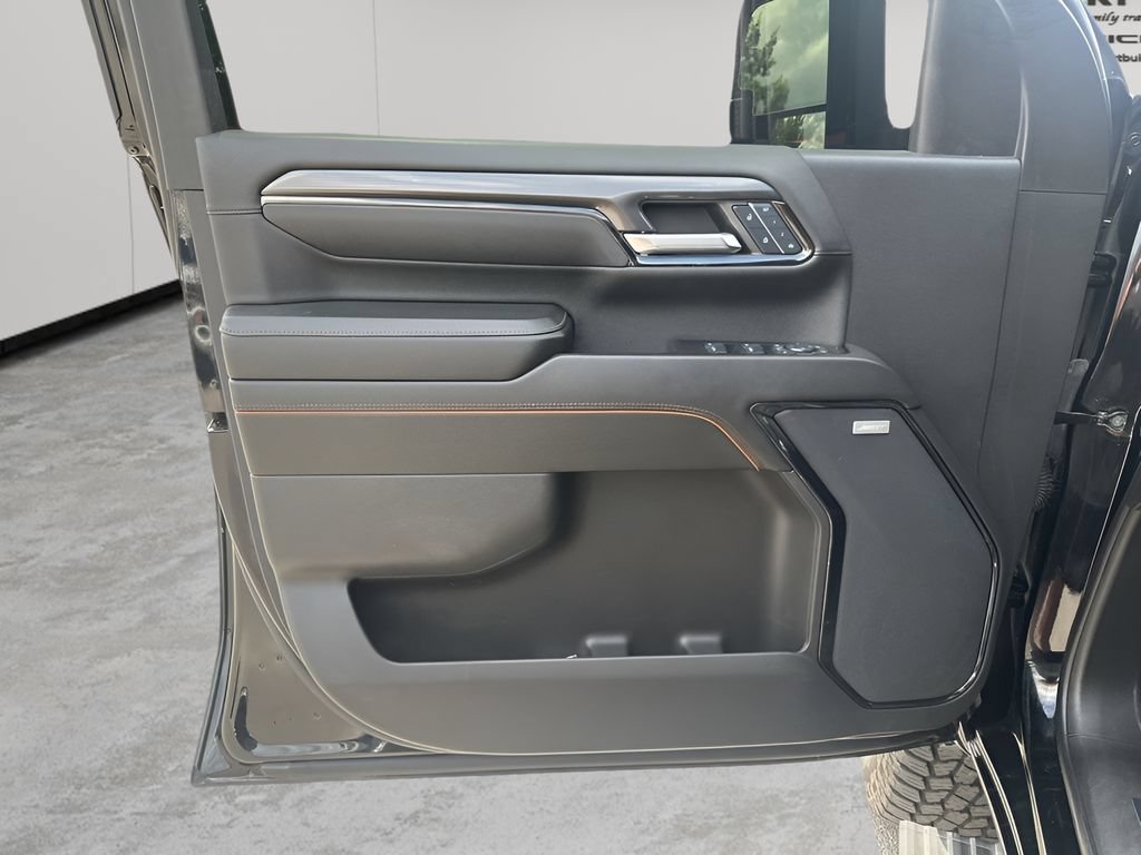 Used 2024 GMC Sierra 2500 AT4 w/ AT4 Premium Plus Package AWD/4WD image 28