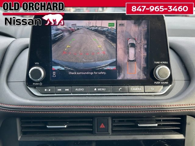 Used 2025 Nissan Rogue SV AWD/4WD image 14