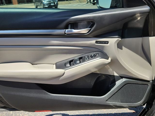 Used 2019 Nissan Altima 2.5 Platinum FWD image 15