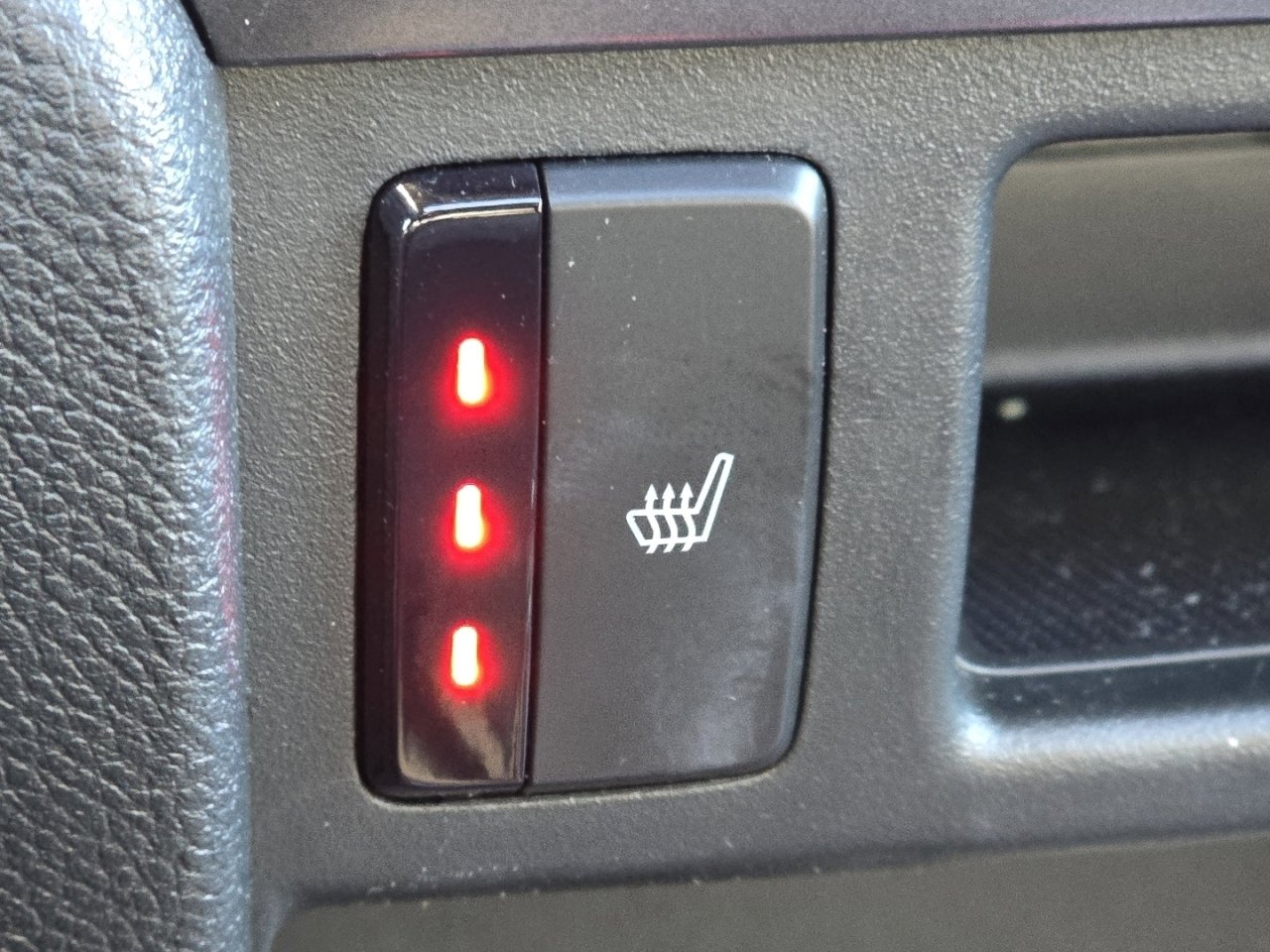 Certified 2023 Honda Passport EX-L image 8