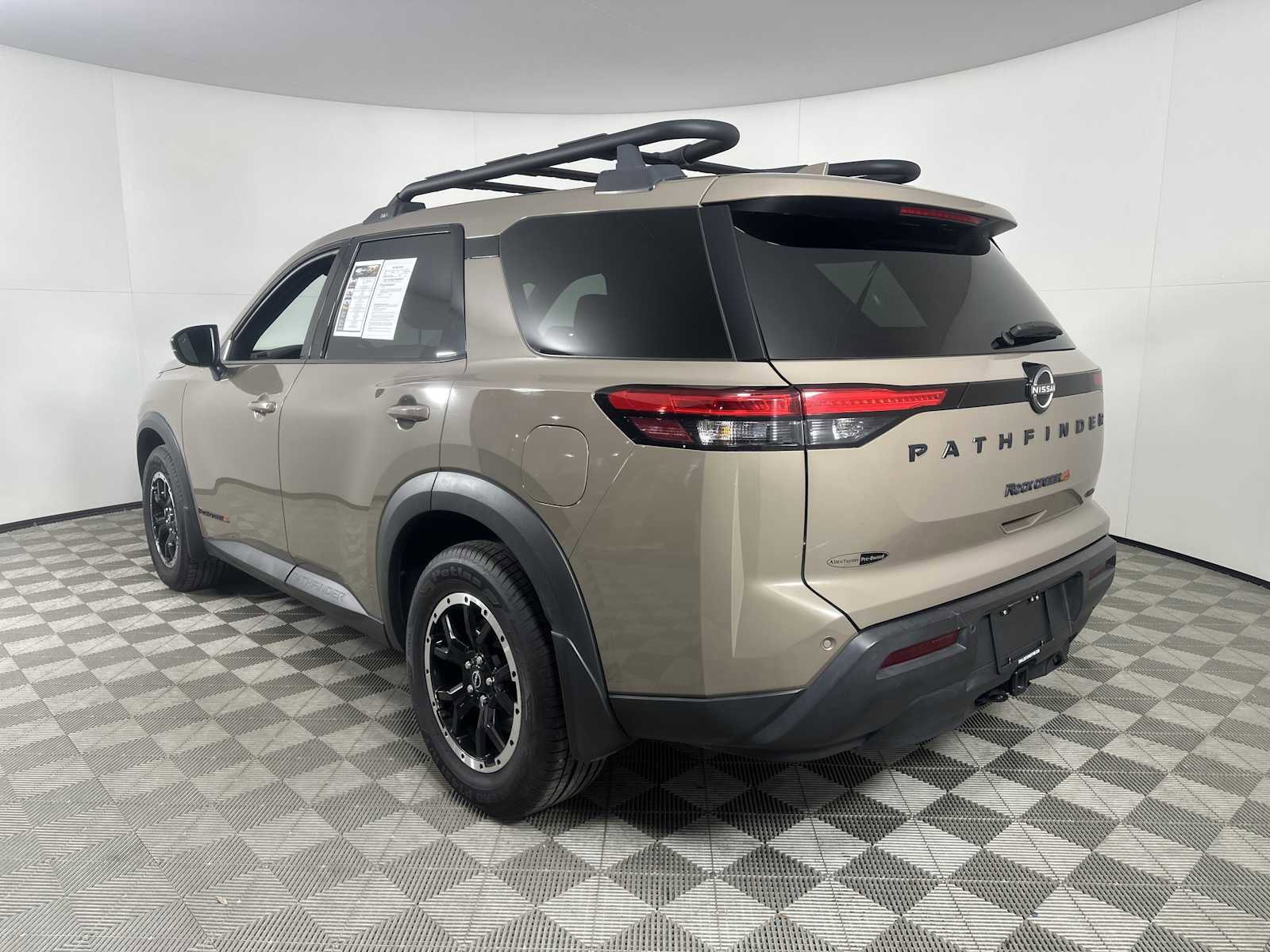 Used 2023 Nissan Pathfinder Rock Creek image 6
