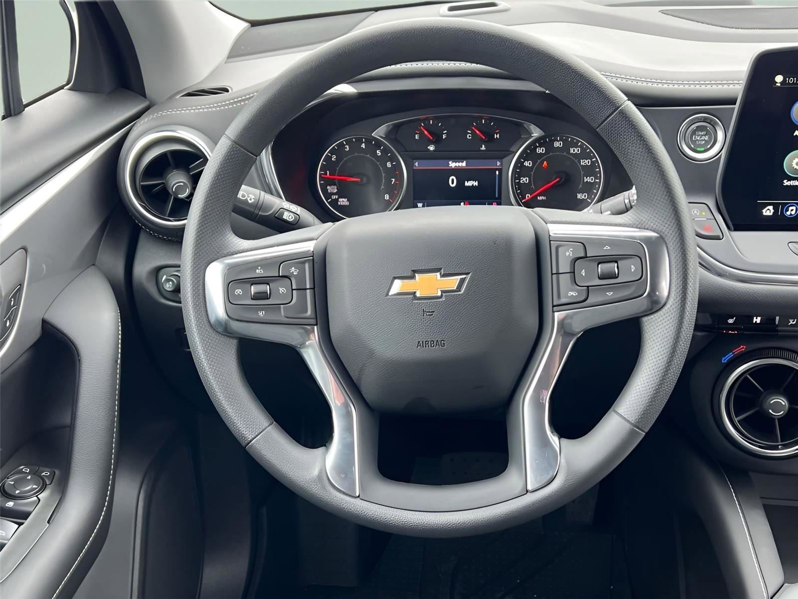New 2025 Chevrolet Blazer LT w/ Midnight/Sport Edition image 16
