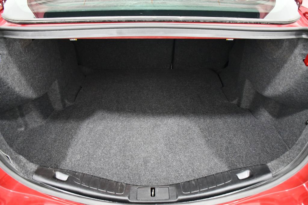 Used 2020 Ford Fusion SE image 22