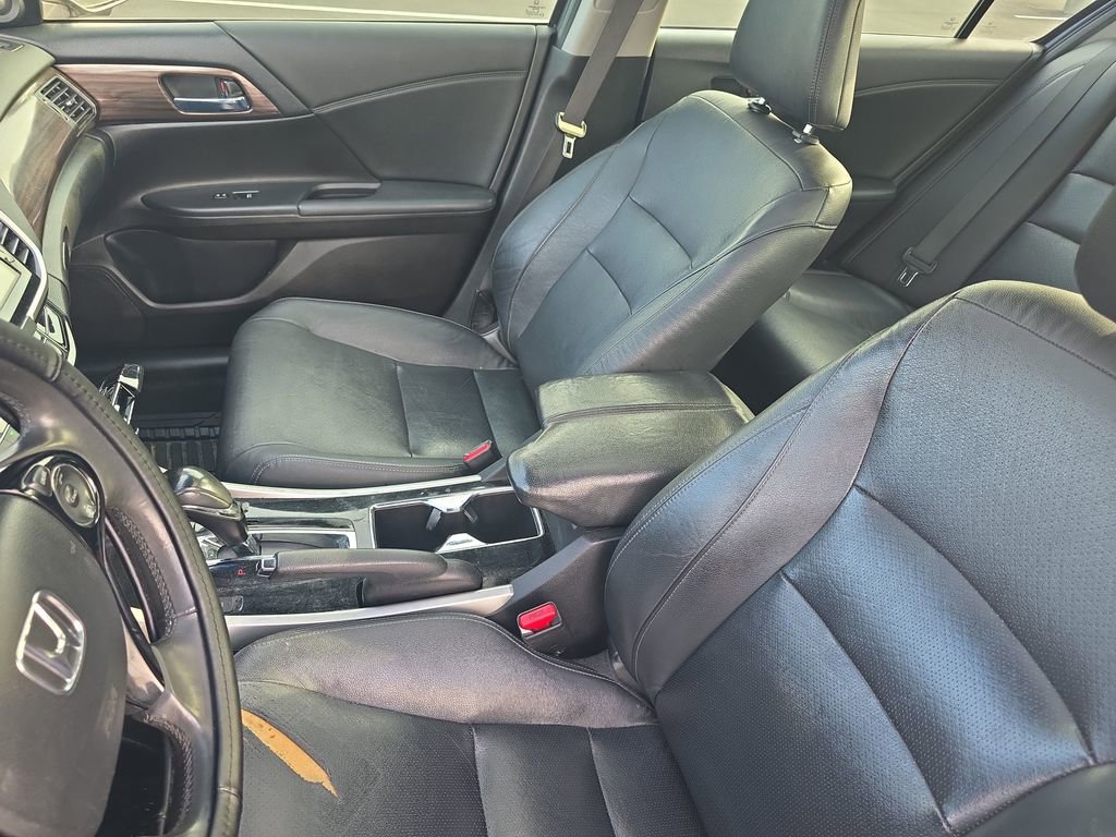 Used 2017 Honda Accord EX-L image 13