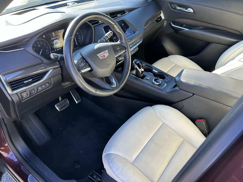 Used 2023 Cadillac XT4 Sport AWD/4WD image 16