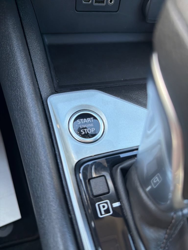Used 2025 Nissan Altima 2.5 SV FWD image 15
