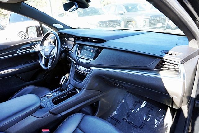 Used 2023 Cadillac XT5 Premium Luxury image 10