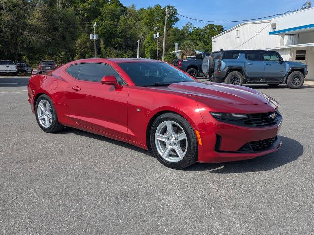 Used 2020 Chevrolet Camaro LT image 2