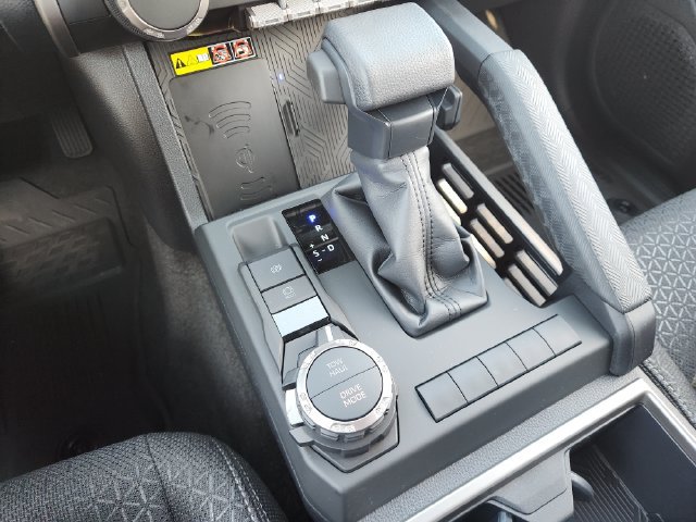 New 2026 Toyota 4Runner SR5 AWD/4WD image 19