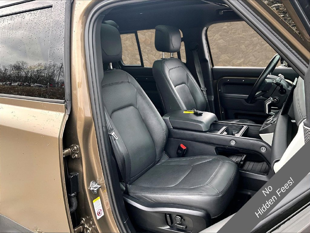 Used 2024 Land Rover Defender 110 SE AWD/4WD image 7