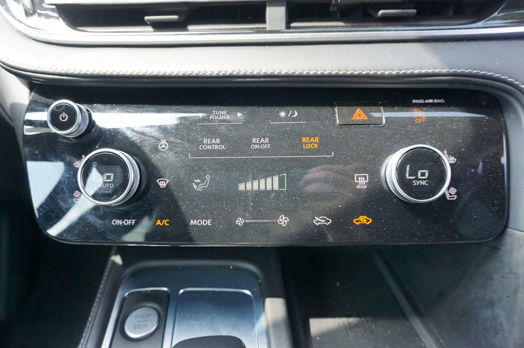 Used 2023 INFINITI QX60 Luxe image 12