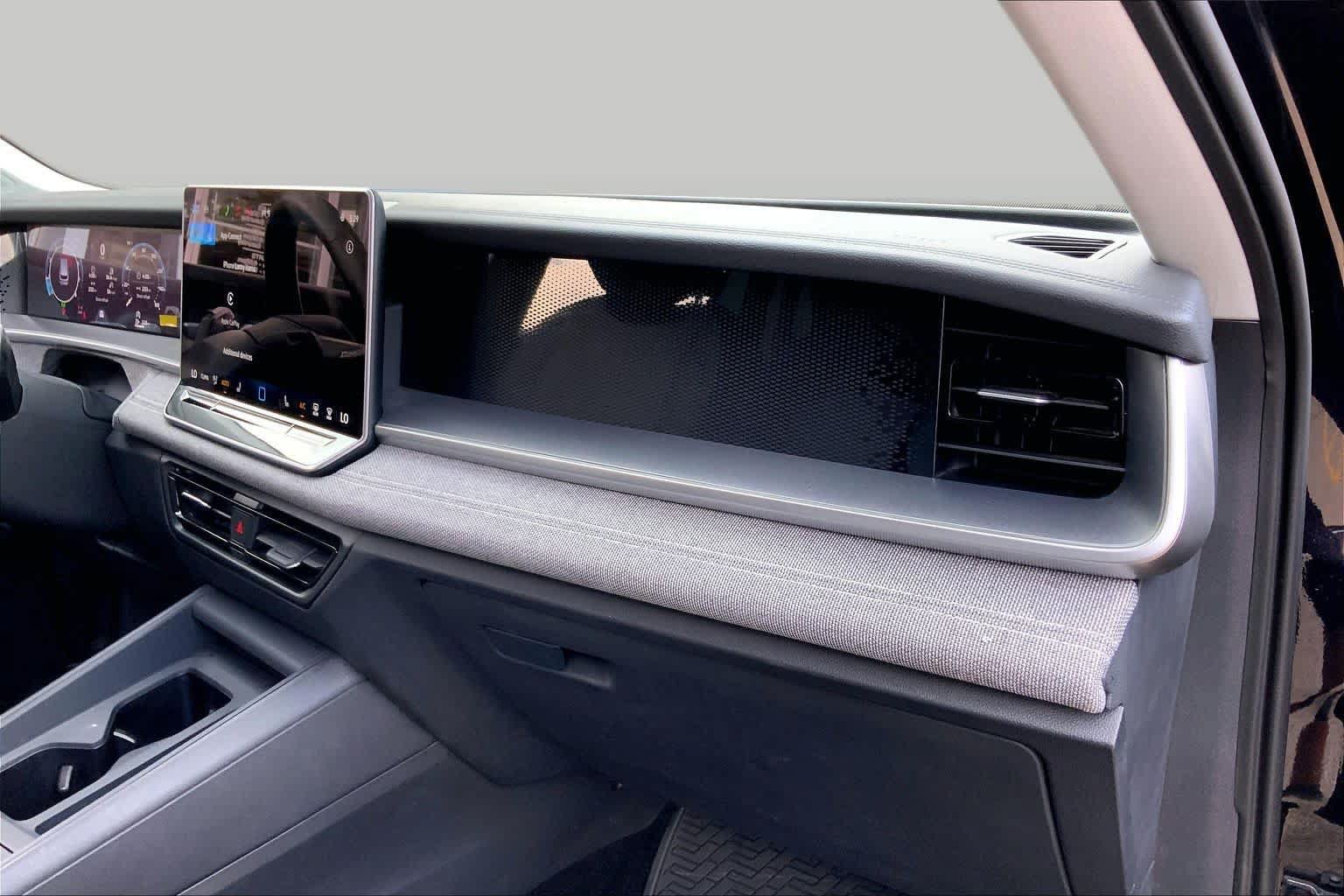 Used 2026 Volkswagen Tiguan S FWD image 18