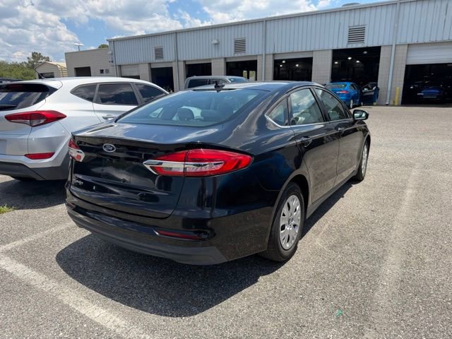 Used 2020 Ford Fusion S FWD image 3