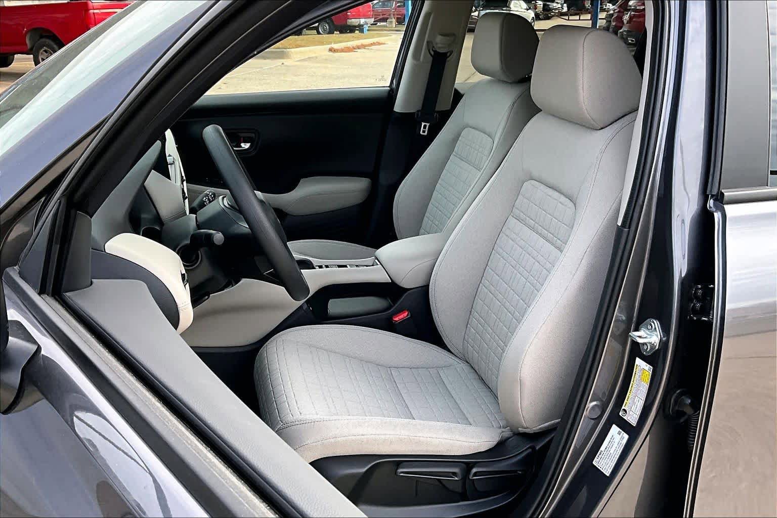 New 2026 Honda HR-V LX image 9