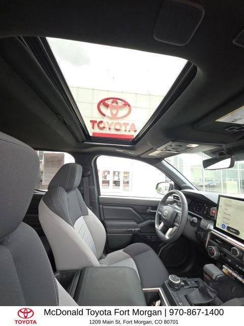 Used 2025 Toyota Tacoma TRD Off-Road AWD/4WD image 22
